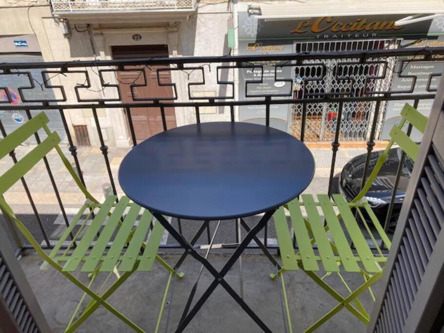 Loft Au Coeur De Nimes Appartement Buitenkant foto
